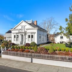 Chapman Carriage House