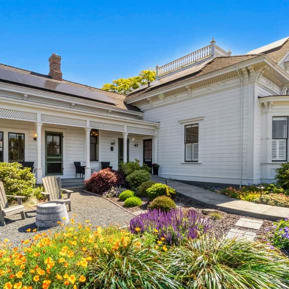 Chapman Cottage - Image 1