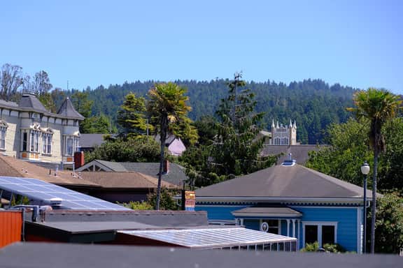 Chapman Carriage House - Image 4